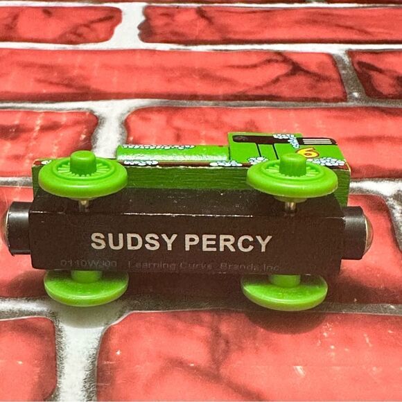 Thomas & Friends Wooden Railway magnetic SUDSY PERCY Train - Picture 5 of 5